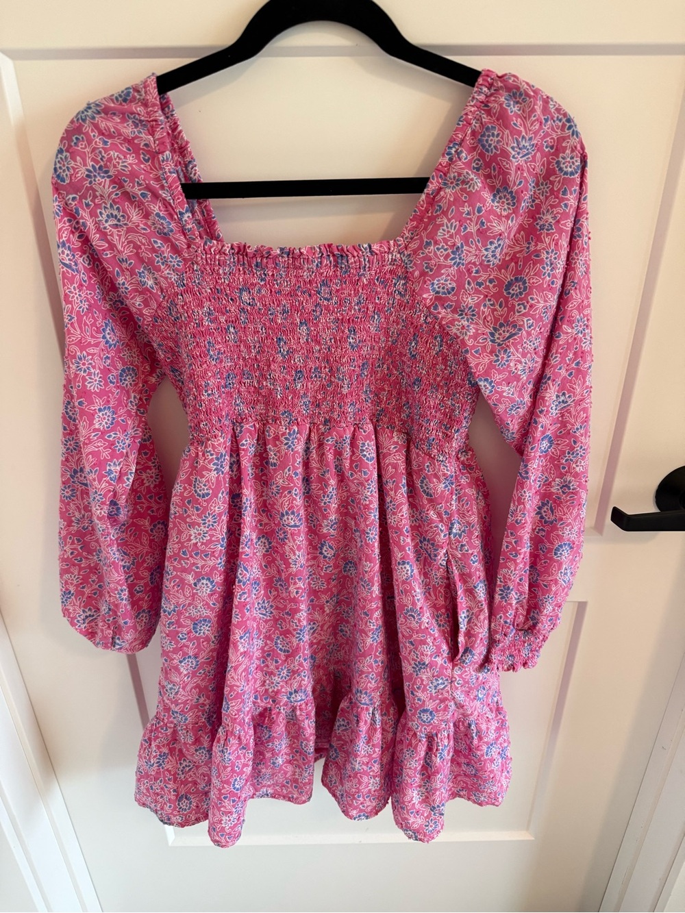 Roller Rabbit Pink Blue Floral Smocked Mini Dress Puff Sleeve M - Picture 4 of 4